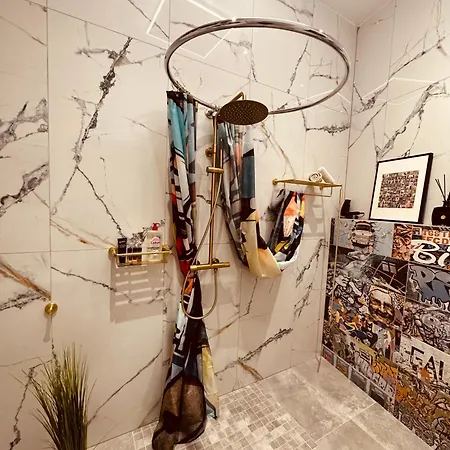 Lepois & 5 Etoiles Au Coeur De * 南锡