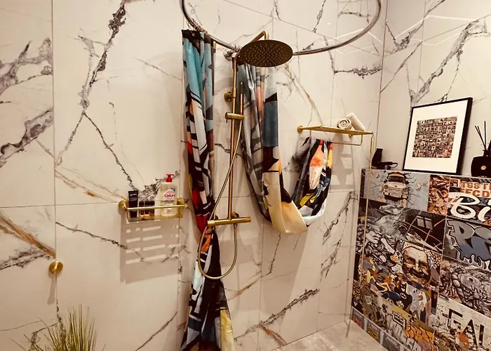 Lepois & 5 Etoiles Au Coeur De * 南锡