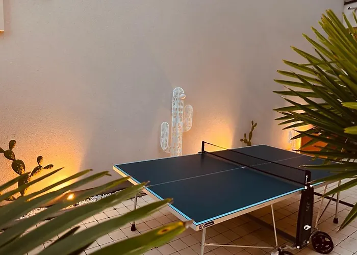 Lepois & 5 Etoiles Au Coeur De *